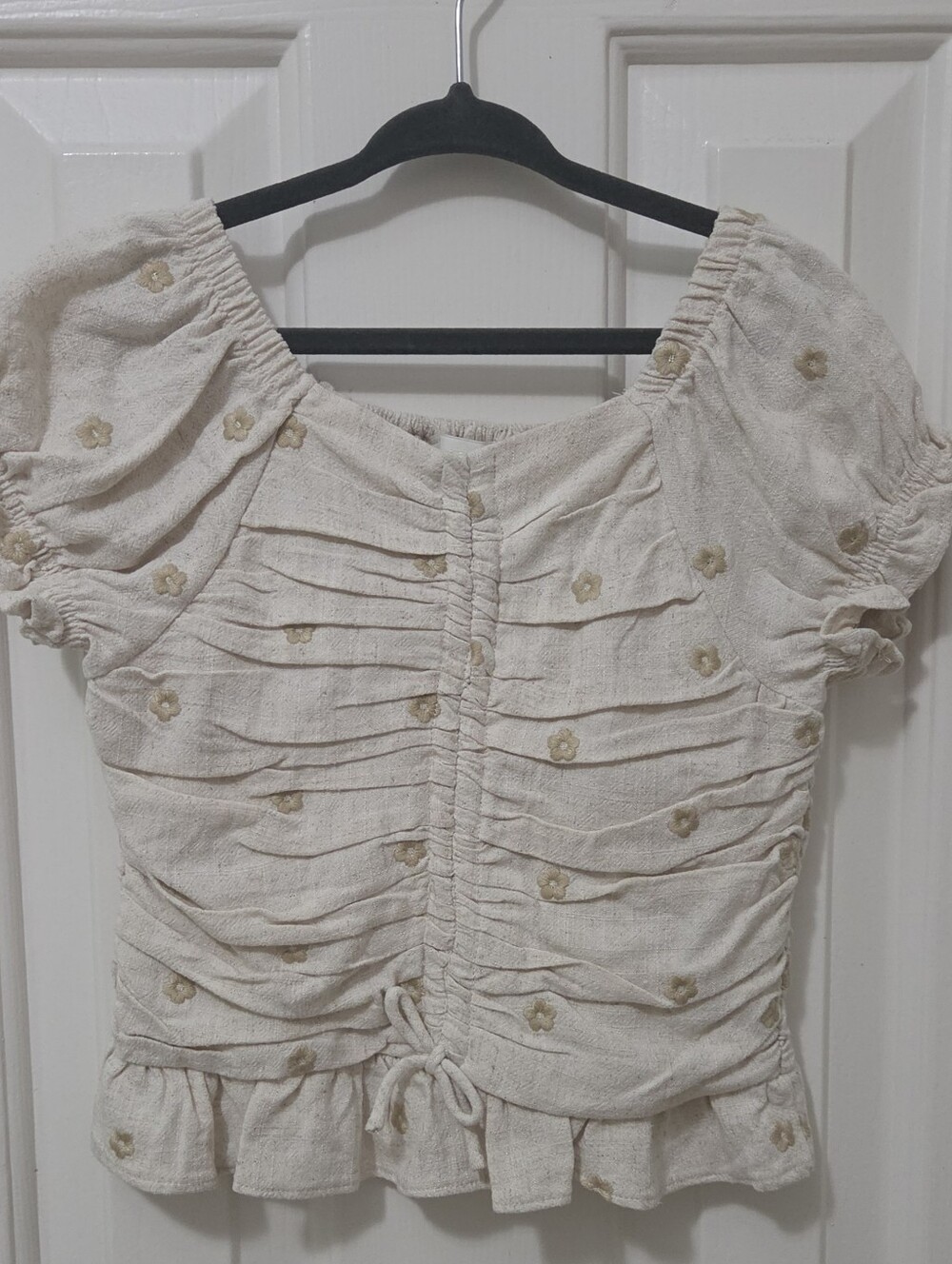 Zara Cream Ruched Peasant Blouse with Beige Floral Accents
